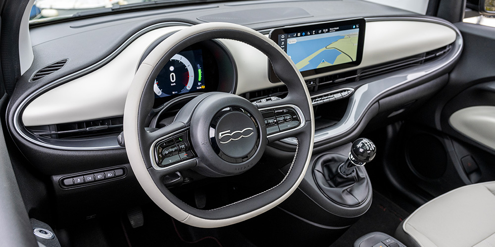 Ausstattung Von 2024 Fiat 500 Cabriolet